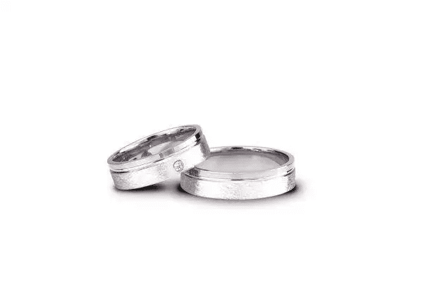 Set verighete aur alb cu textura catifea, moliciunea metalului