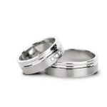 Verighete din aur alb cu profil telescopic, perspectiva îndepărtată