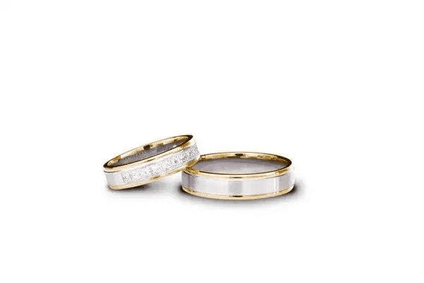 image_2025-09-11_035451660 Pereche verighete aur galben cu centru alb, contrast clasic