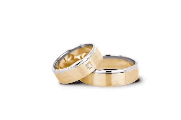 Pereche verighete aur combinat cu model labyrinthine, labirintul metalic